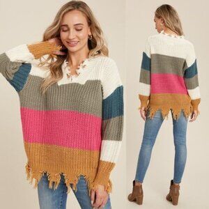 Clear Out‼️ V Neck Frayed Color Block Sweater Top